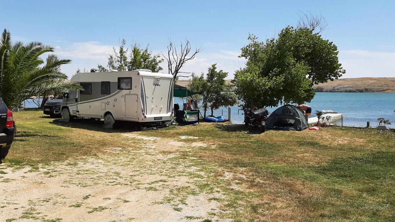Camp Pere 호텔 파그 외부 사진