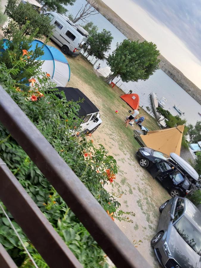 Camp Pere 호텔 파그 외부 사진