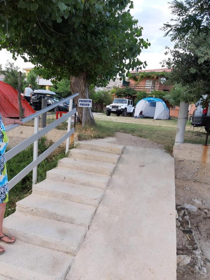 Camp Pere 호텔 파그 외부 사진